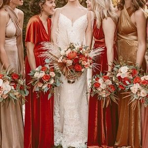 Velvet burgundy wrap dress 🤩